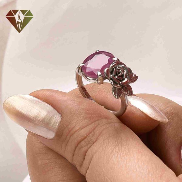 انگشتر زنانه یاقوت سرخ