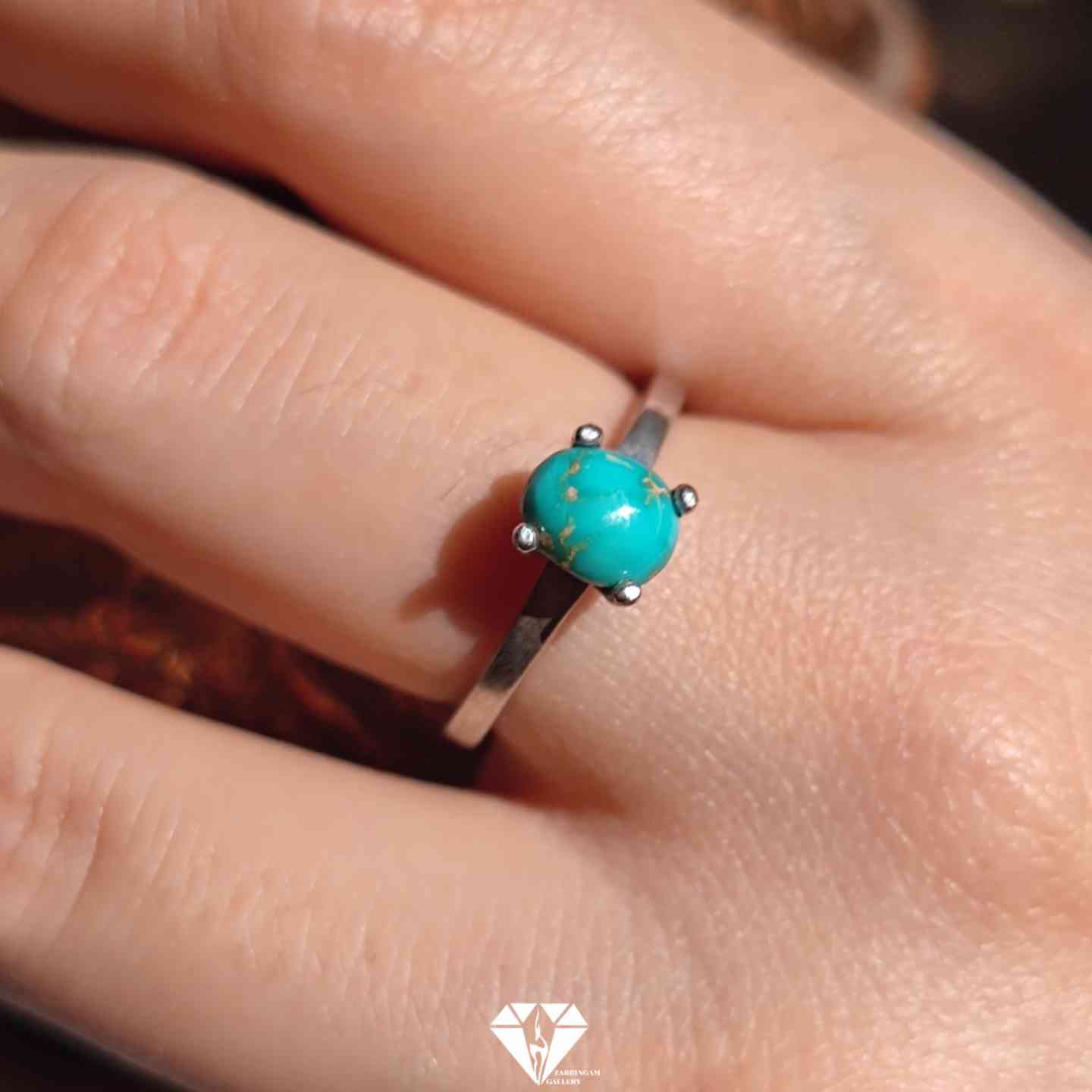 Picsart_25-08-03_22-10-42-945